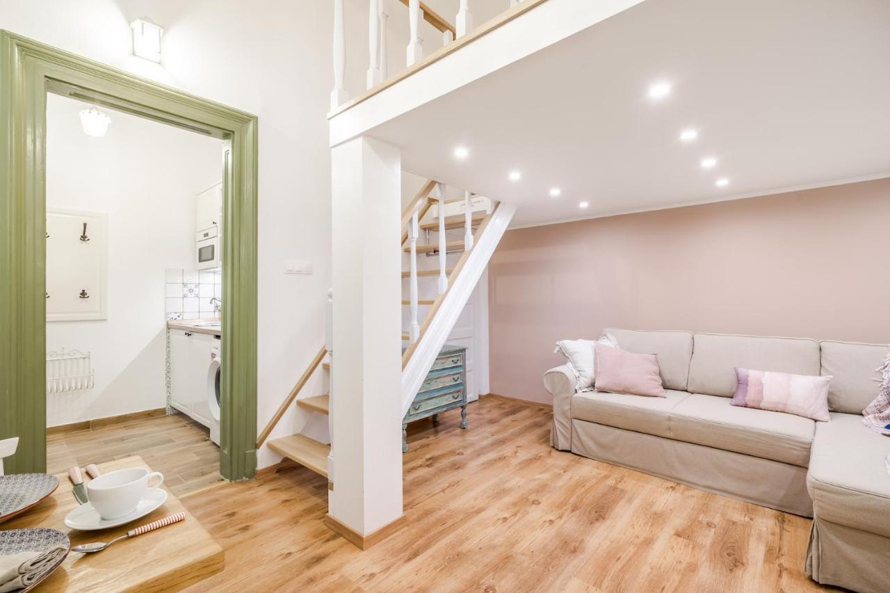 Provence Home - Citycenter, Tv, Washer, Coffee-Tea Budapest Bagian luar foto