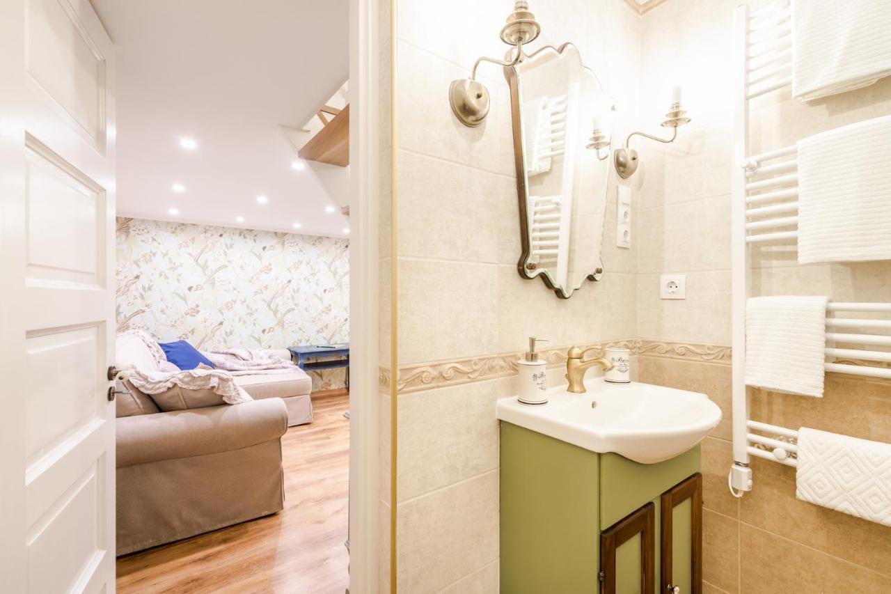 Provence Home - Citycenter, Tv, Washer, Coffee-Tea Budapest Bagian luar foto
